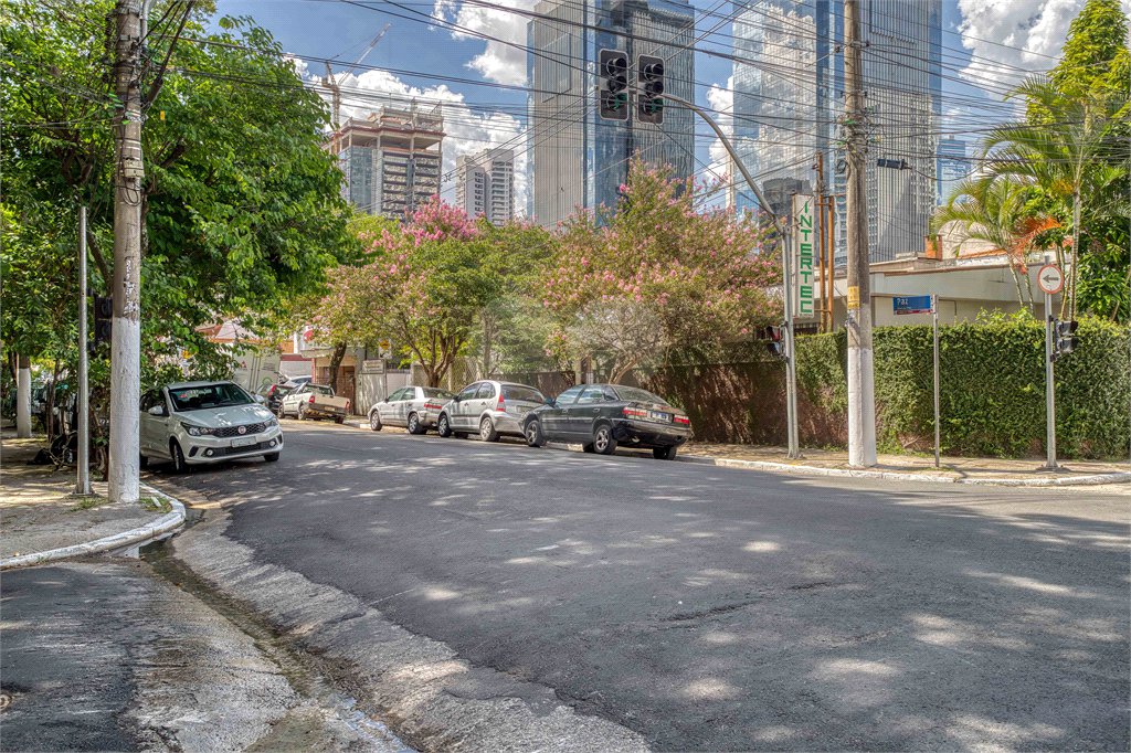 Casa Térrea à venda com 1 quarto em Chácara Santo Antônio (zona Sul), São Paulo, SP