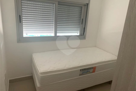 Apartamento à venda com 2 quartos, sendo 1 suíte, em Parque Industrial Tomas Edson, São Paulo, SP