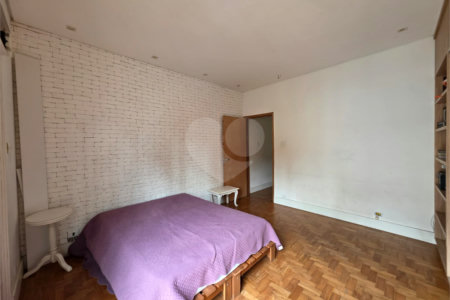 Casa de Vila à venda com 4 quartos, sendo 1 suíte, em Vila Mariana, São Paulo, SP