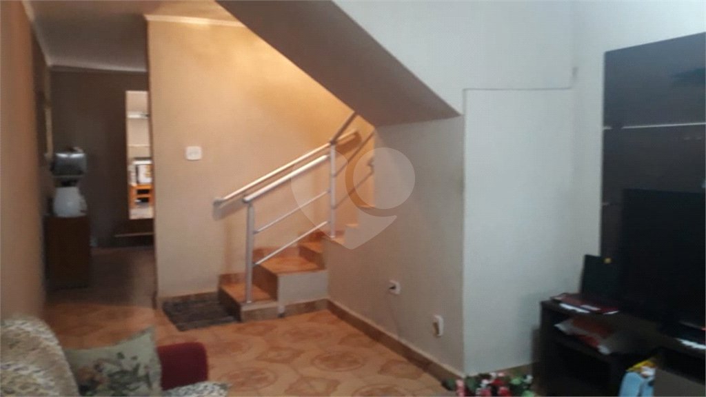 Sobrado à venda com 3 quartos, sendo 1 suíte, em Parque Continental I, Guarulhos, SP