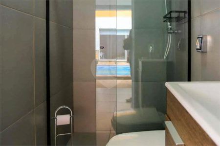 Sobrado à venda com 3 quartos, sendo 1 suíte, em Vila Lageado, São Paulo, SP