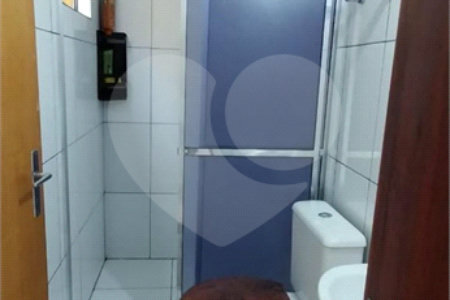 Sobrado à venda com 3 quartos, sendo 1 suíte,  em Jardim Regis, São Paulo, SP