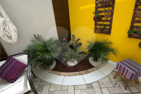 Casa à venda com 4 quartos, sendo 3 suítes,  no condomínio Villa das Flores, Mogi das Cruzes - SP
