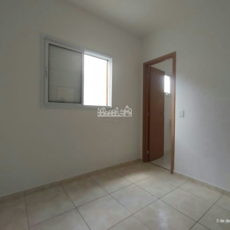 Casa à venda com 2 quartos, sendo 1 suíte, no condomínio Figueiras, Atibaia - SP