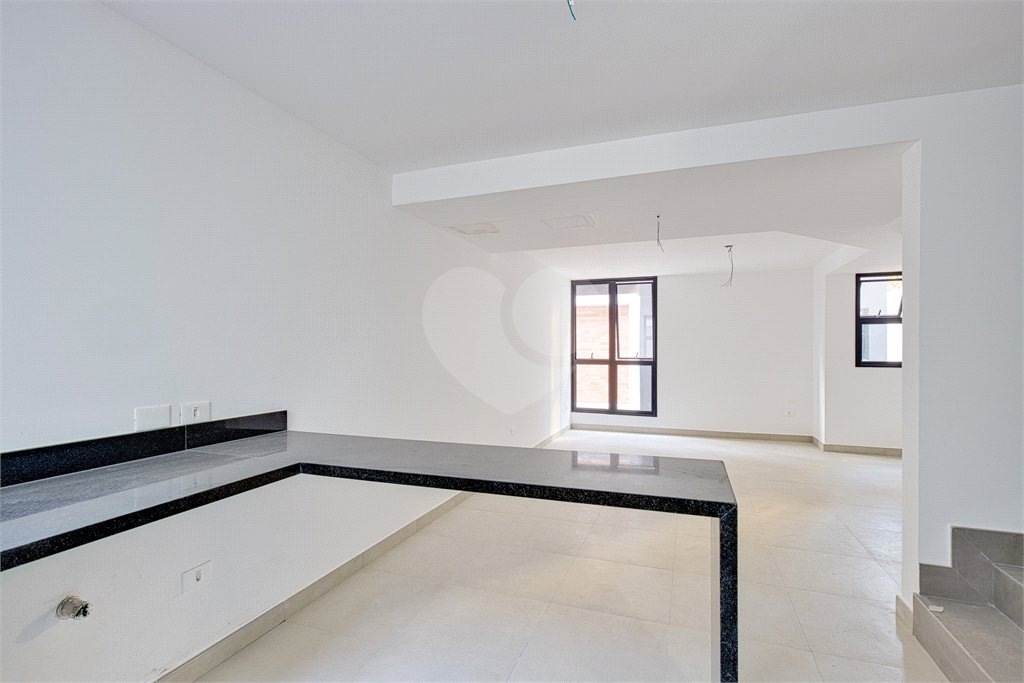 Casa à venda com 3 quartos, sendo 2 suítes, no condomínio Cube Villa, São Paulo - SP