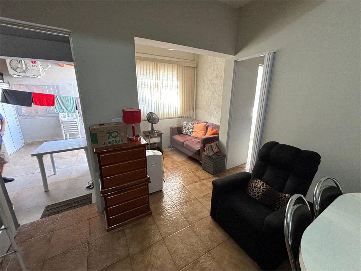 Casa à venda com 3 quartos, sendo 1 suíte, no Centro, Salto, SP