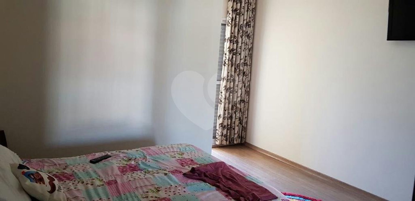 Sobrado à venda com 4 quartos, sendo 3 suítes, em Jardim Virginia Bianca, São Paulo, SP