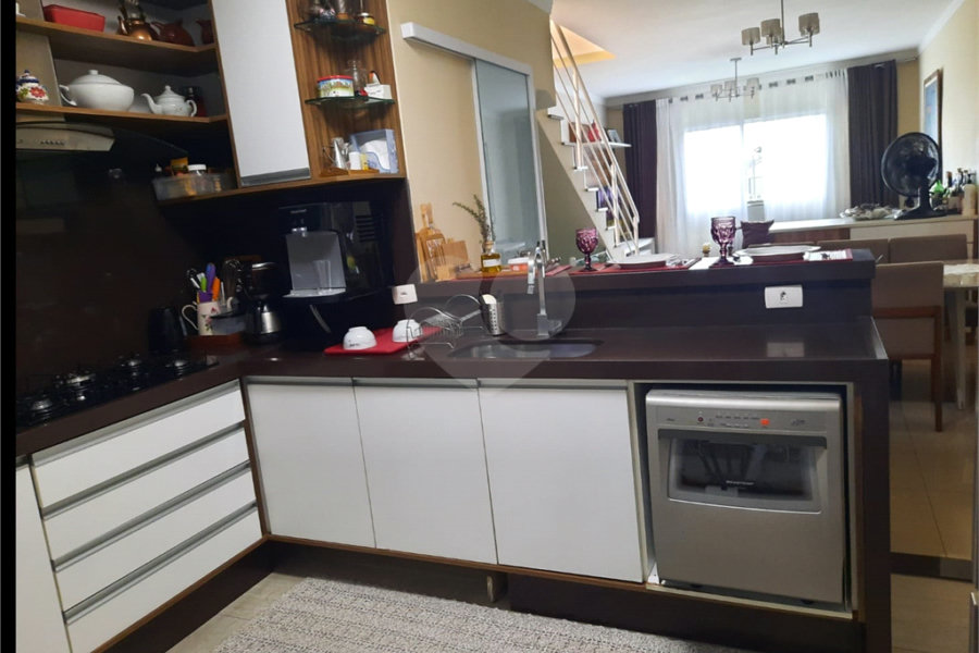 Sobrado à venda com 2 suítes em Vila Guilherme, São Paulo, SP