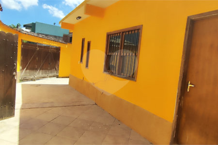Casa à venda ou para alugar com 3 quartos, sendo 2 suítes, em CAMPO GRANDE, Rio de Janeiro, RJ