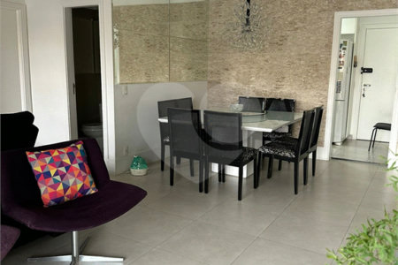 Apartamento à venda com 3 quartos, sendo 1 suíte, em Vila Monumento, São Paulo, SP