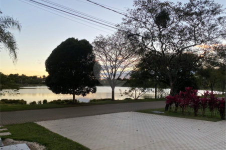 Casa à venda com 4 suítes no condomínio Vivendas do Lago, Sorocaba - SP