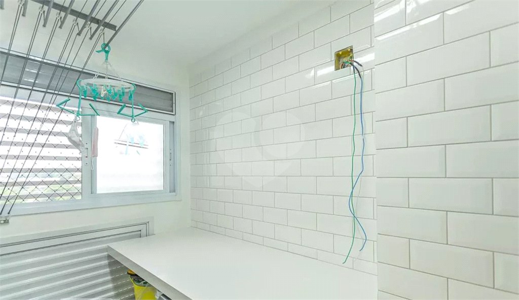 Apartamento à venda com 3 quartos, sendo 1 suíte, em Vila Anastácio, São Paulo, SP