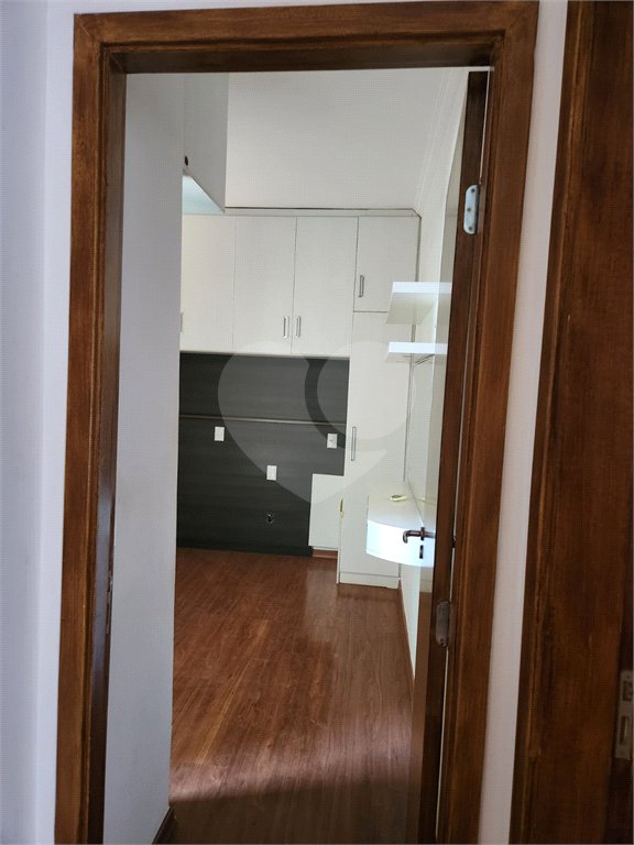 Apartamento à venda com 3 quartos, sendo 1 suíte, em Jardim dos Manacás, Araraquara, SP