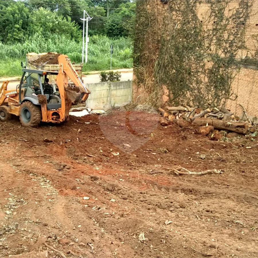 Terreno à venda em Jardim dos Pinheiros, Atibaia, SP
