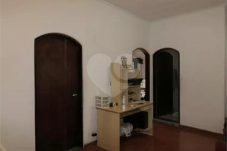 Sobrado à venda com 3 quartos, sendo 1 suíte, em Vila Invernada, São Paulo, SP