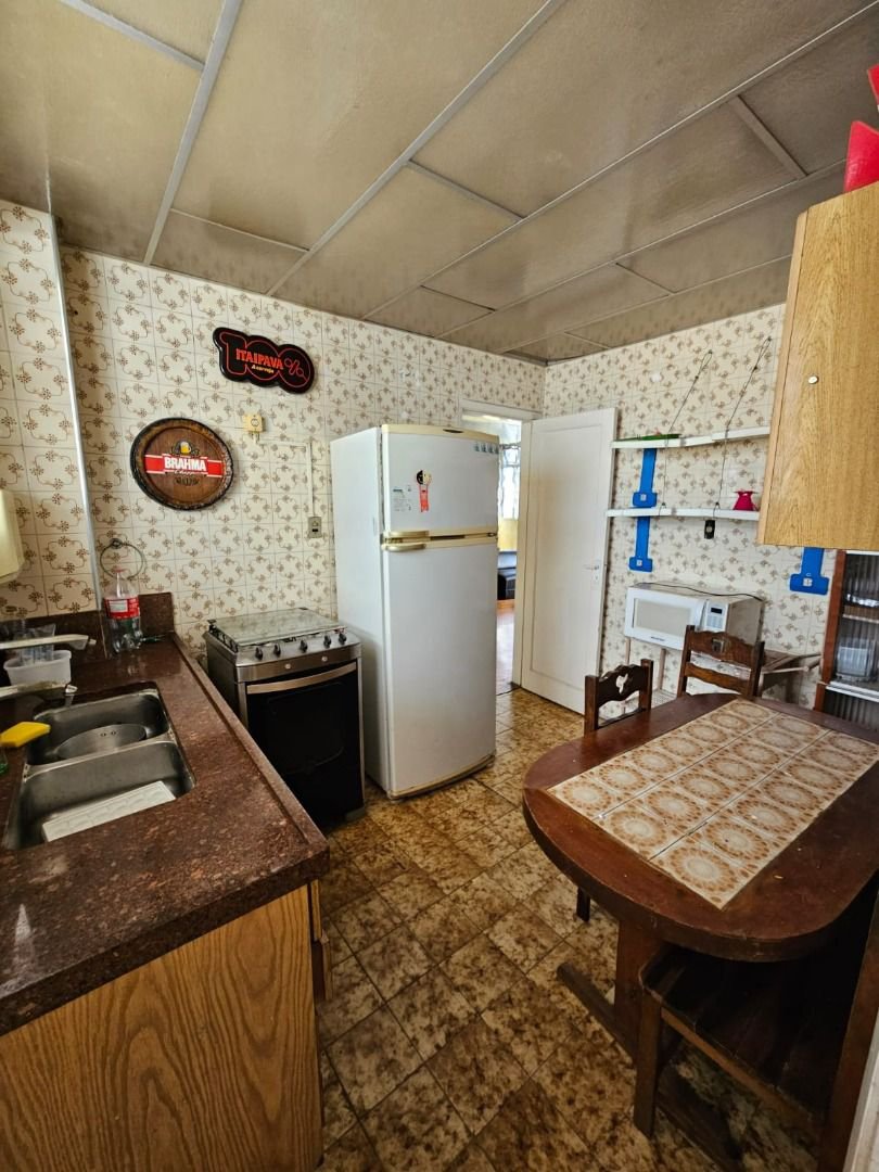 Apartamento com 2 dormitórios à venda, 100 m² por R$ 680.000,00 - Gonzaga - Santos/SP