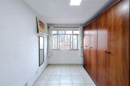 Apartamento à venda com 2 quartos em Aclimação, São Paulo, SP