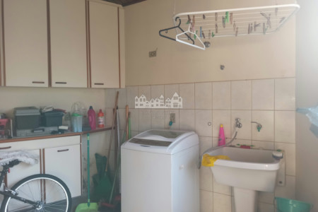 Casa à venda com 3 quartos, sendo 1 suíte, em Vila Esperia Ou Giglio, Atibaia, SP