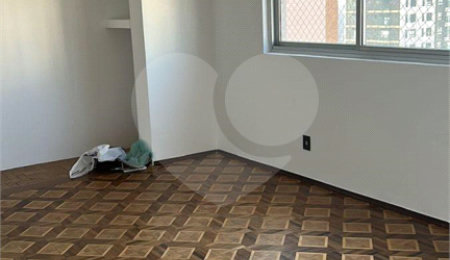 Apartamento à venda ou para alugar com 3 quartos, sendo 1 suíte, em Água Branca, São Paulo, SP