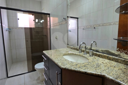 Casa para alugar com 4 quartos, sendo 3 suítes,  no condomínio Village Saint Claire, Sorocaba - SP