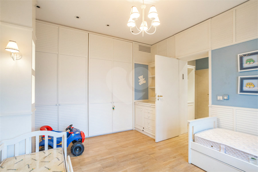 Apartamento à venda com 4 suítes em Jardim Europa, São Paulo, SP