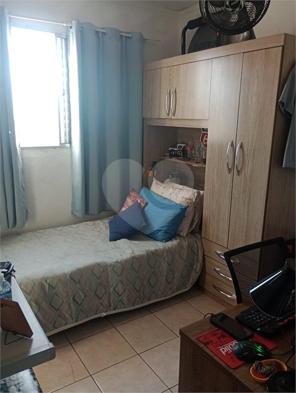 Casa à venda com 3 quartos, sendo 1 suíte,  no Centro, Mogi das Cruzes, SP