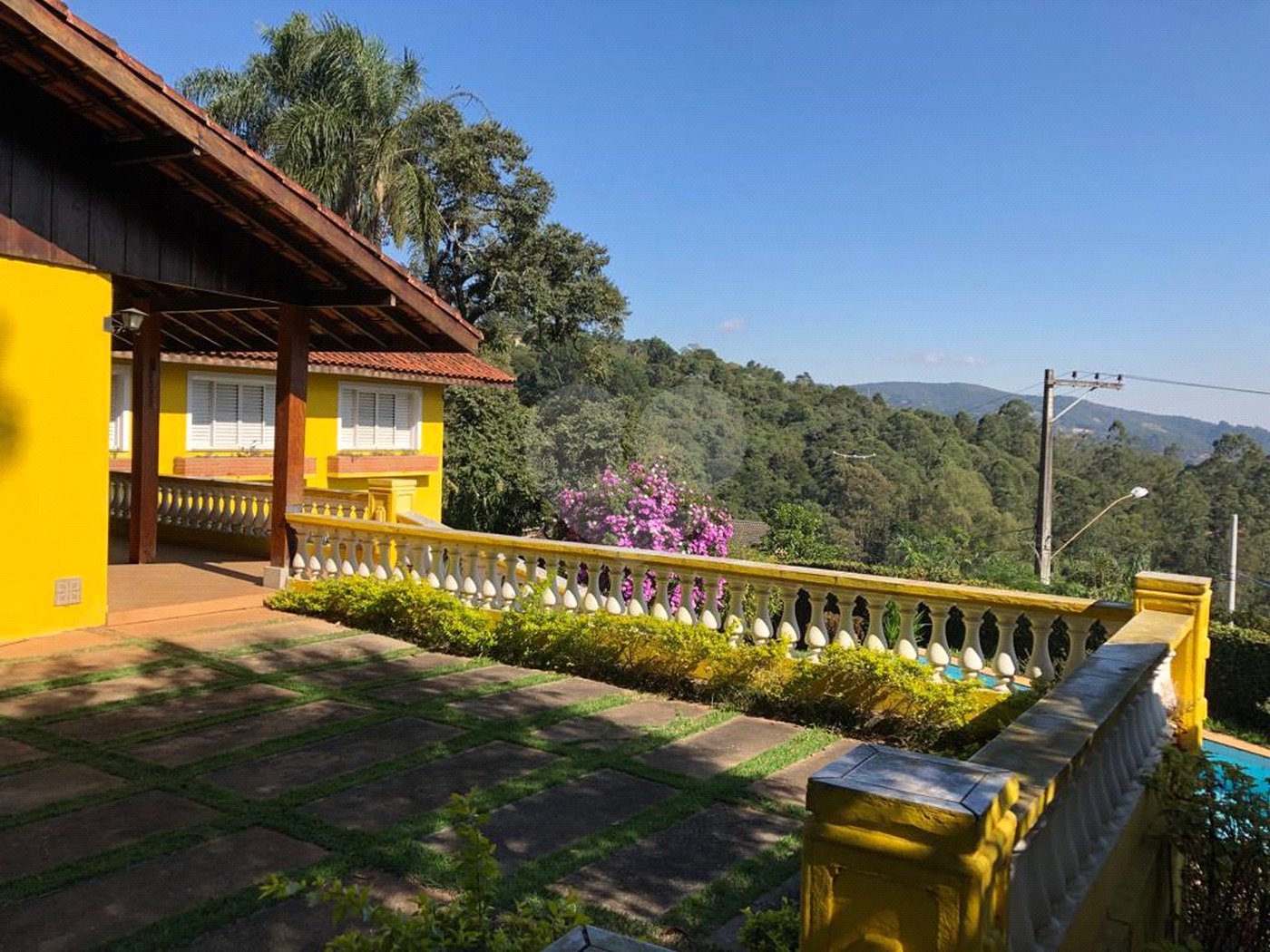 Casa Térrea à venda com 4 quartos, sendo 2 suítes, em Roseira, Mairiporã, SP