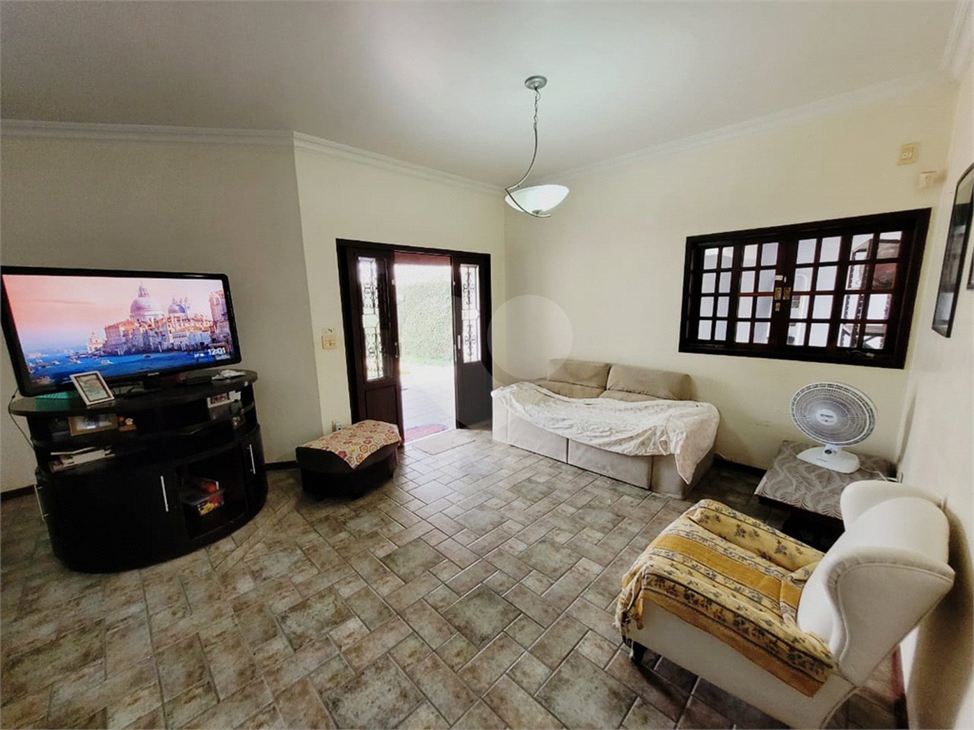 Sobrado à venda com 4 quartos, sendo 1 suíte, em Jardim Regina, Indaiatuba, SP