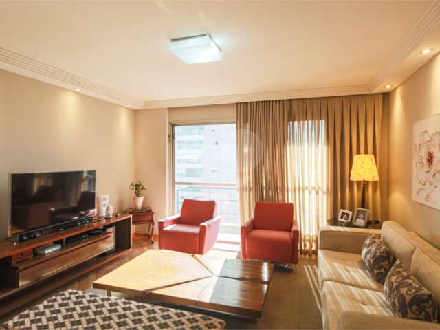 Apartamento à venda com 3 quartos, sendo 1 suíte,  em Brooklin, São Paulo, SP