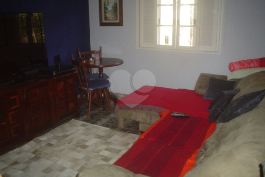 Sobrado à venda com 3 quartos, sendo 2 suítes, em Tremembé, São Paulo, SP