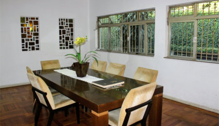 Casa à venda ou para alugar com 4 quartos, sendo 2 suítes, em Alto da Boa Vista, São Paulo, SP