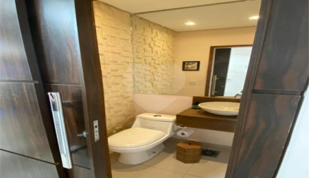 Casa à venda com 3 quartos, sendo 1 suíte,  no condomínio Residencial Green Village, Indaiatuba - SP