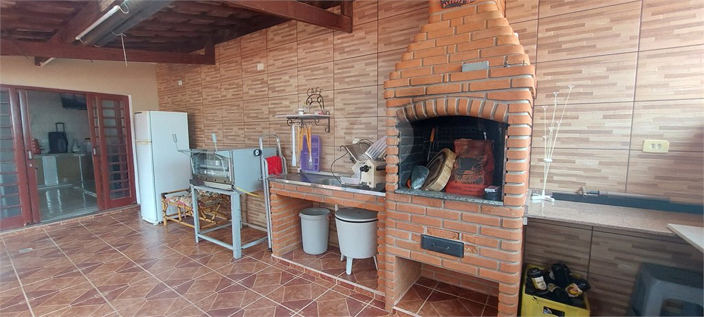 Casa à venda com 2 quartos, sendo 1 suíte, em Vila Jardini, Sorocaba, SP