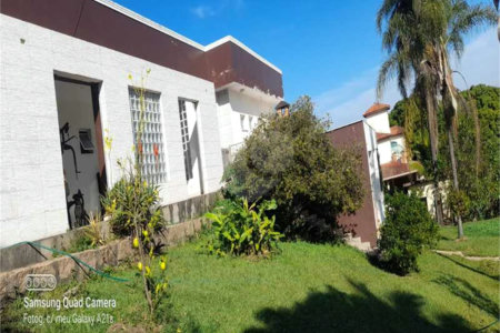 Casa à venda com 4 suítes no condomínio Residencial Vale das Laranjeiras, Indaiatuba - SP