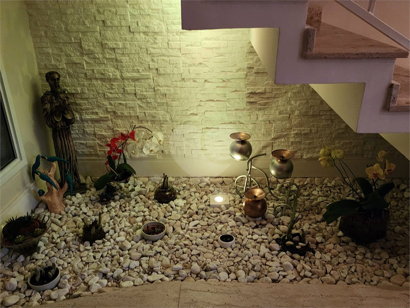Casa à venda com 4 suítes no condomínio Pedra Grande, Atibaia - SP
