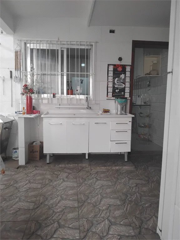 Sobrado à venda com 4 quartos, sendo 1 suíte, em Jardim Catanduva, São Paulo, SP