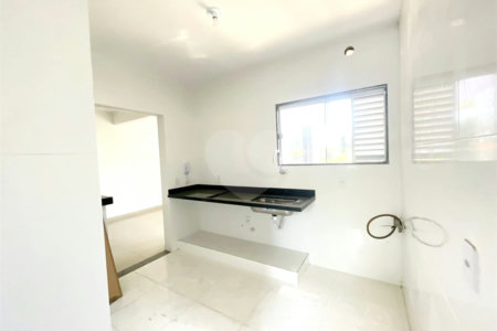 Apartamento à venda com 2 quartos, sendo 1 suíte, em Fluminense, São Pedro da Aldeia, RJ