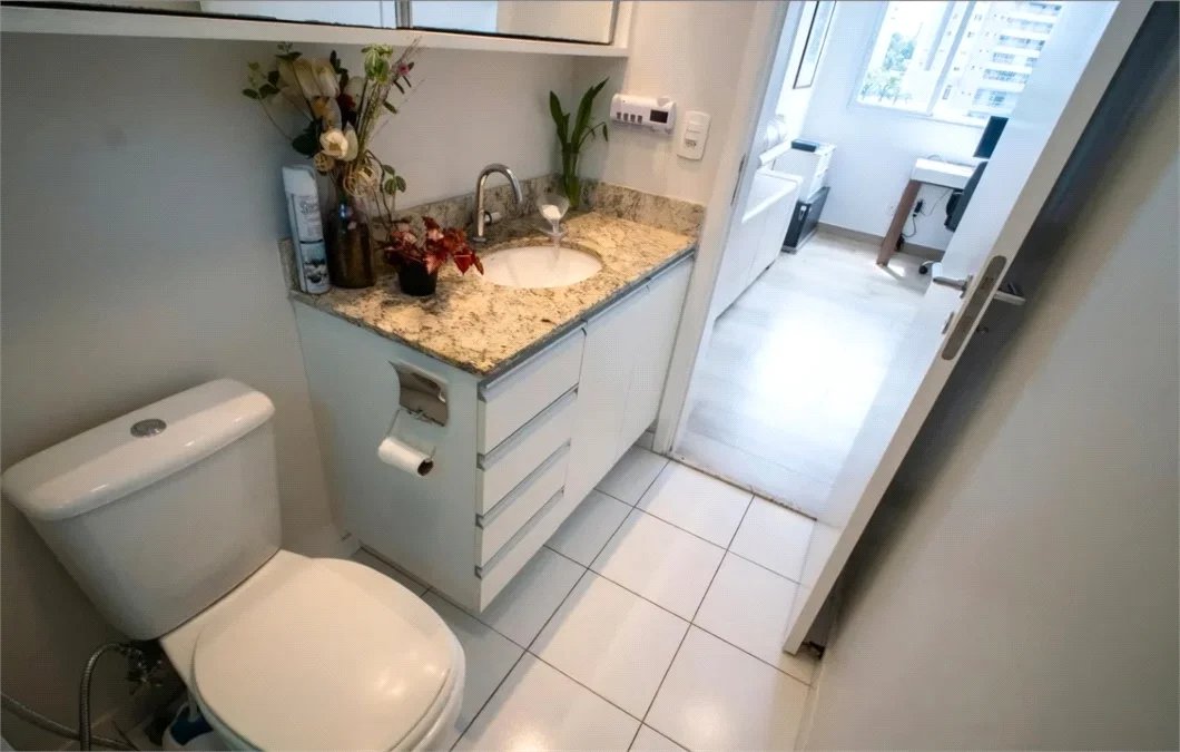 Apartamento à venda com 3 quartos, sendo 1 suíte,  em Jardim das Vertentes, São Paulo, SP