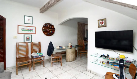 Casa à venda com 5 quartos, sendo 2 suítes,  em Vila Sônia, São Paulo, SP