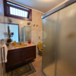 Casa de Vila à venda ou para alugar com 4 quartos, sendo 2 suítes,  em Jardim Leonor, São Paulo, SP