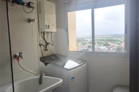 Apartamento à venda com 3 quartos, sendo 1 suíte, em Jardim Imperador, Suzano, SP