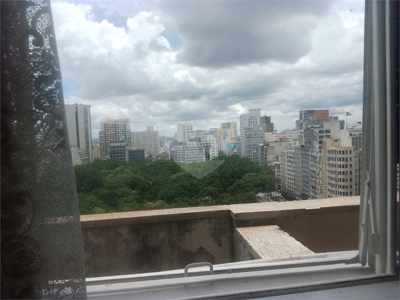 Apartamento à venda com 4 quartos, sendo 1 suíte, em República, São Paulo, SP