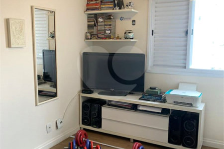 Apartamento 112m2 para venda na Mooca com 3 dormitórios. + 2 vaga. Rua Taquari.
