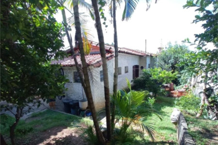 Casa à venda com 4 quartos, sendo 1 suíte,  em Lapa, São Paulo, SP