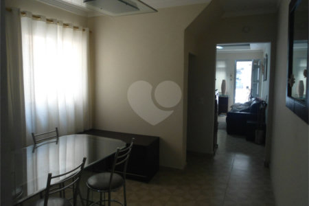 Sobrado à venda com 3 quartos em Vila Gomes, São Paulo, SP