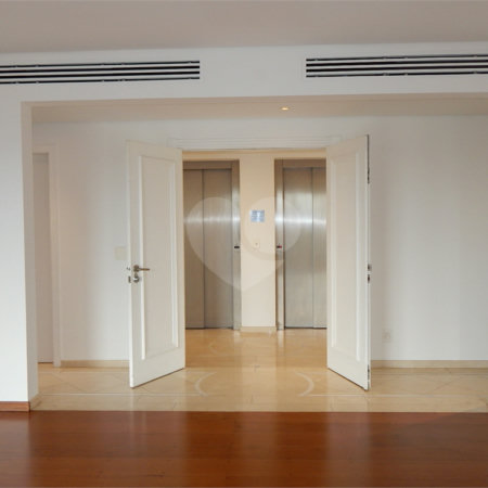 Apartamento à venda com 4 suítes em Moema, São Paulo, SP