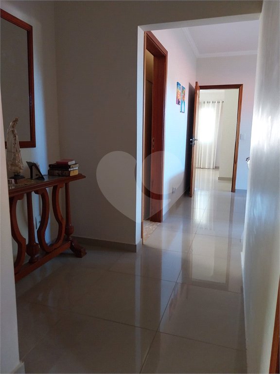 Casa à venda com 3 quartos, sendo 2 suítes, no condomínio Acmti - Colinas do Mosteiro, Terras de Itaici e Recanto dos Pássaros, Indaiatuba - SP