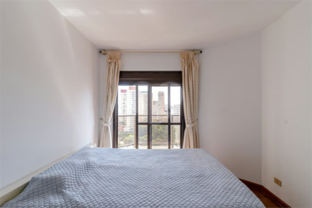 Apartamento à venda com 3 suítes em Aclimação, São Paulo, SP