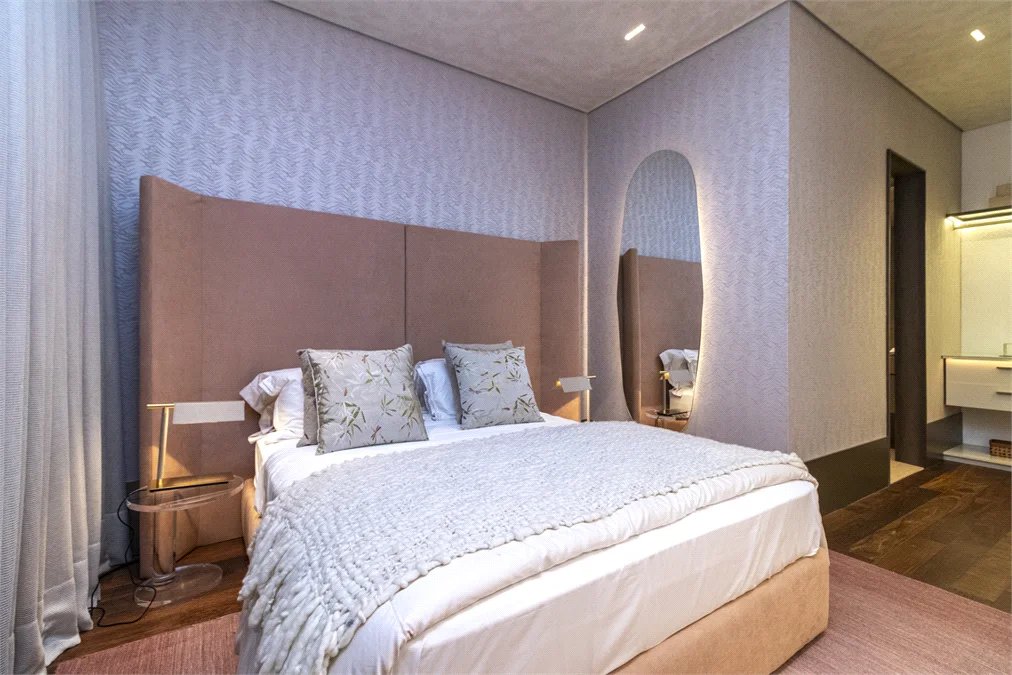Apartamento à venda com 4 suítes em Jardim Guedala, São Paulo, SP