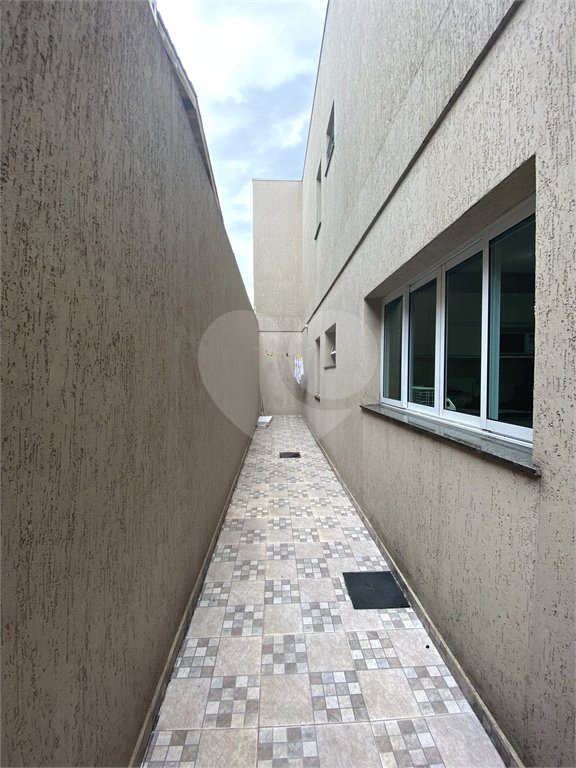 Sobrado à venda com 3 quartos, sendo 1 suíte,  em Jardim Vila Galvão, Guarulhos, SP